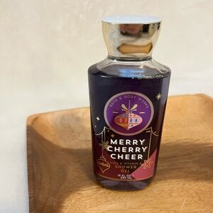Bath and Body Works Christmas Body Wash Merry Cherry Cheer 10fl oz NWT